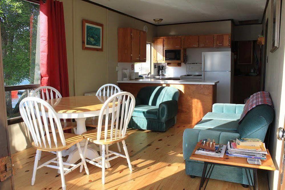 Mashkinonje Lodge Lavigne Экстерьер фото